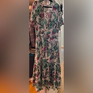 Sunday Mi Amor women’s medium dress